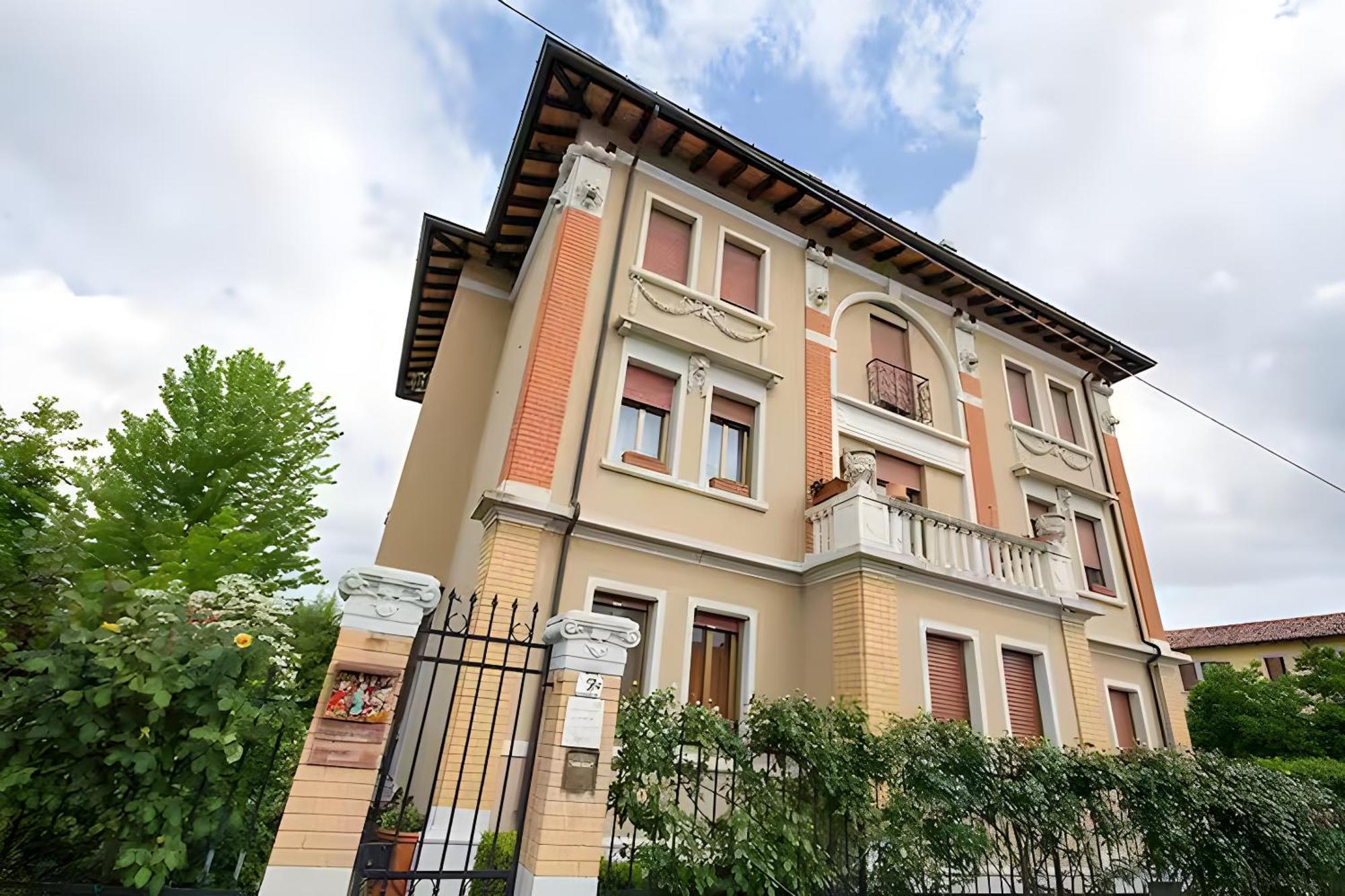 Boutique Apartment Casa Angela Udine Exteriör bild